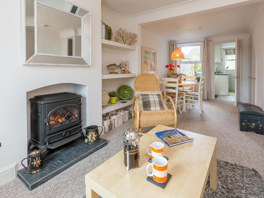 Walnut Cottage Aldeburgh Extérieur photo